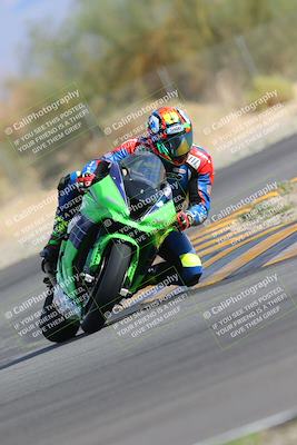 media/Nov-05-2022-SoCal Trackdays (Sat) [[f8d9b725ab]]/Turn 2 (1120am)/